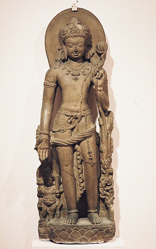 Nālandā, Bihar, 9. yüzyıldan lotus (padma) tutan Avalokiteşvara (Chenrezig) heykeli