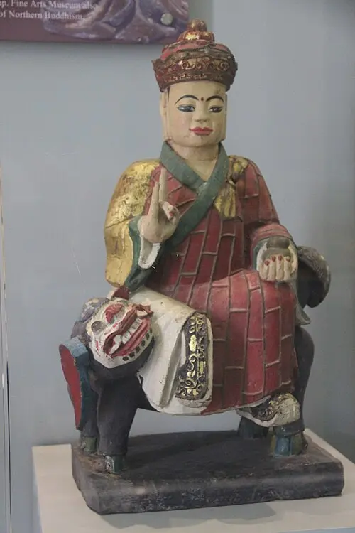 Vietnam yapımı seramik Kṣitigarbha (Jizo) Bodhisattva heykeli