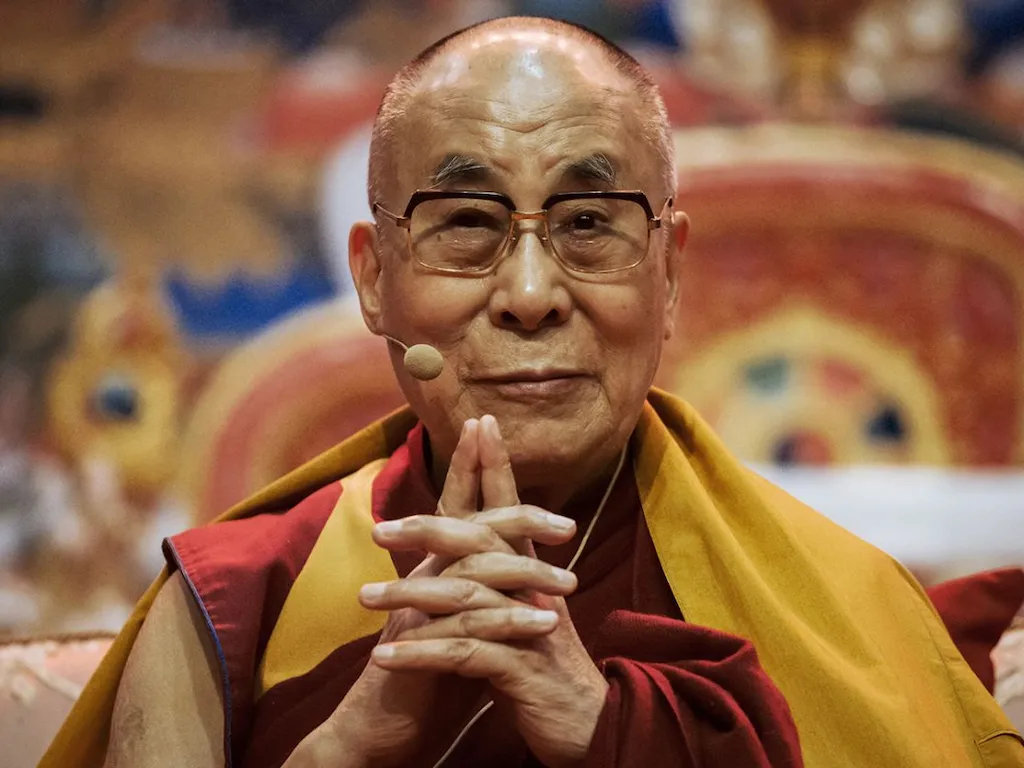 14. Dalai Lama. Bilgelik ve şefkat dolu duruşunu yansıtan bir portre
