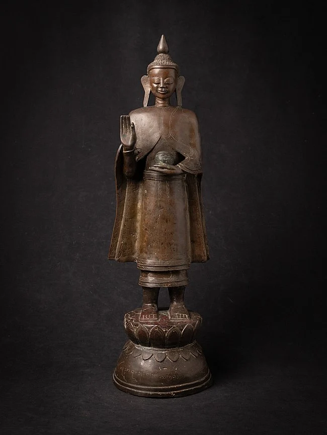 18. yüzyıl Burma bronz Buda heykeli, Vitarka mudra, Shan (Tai Yai) stili, 62 cm yüksekliğinde