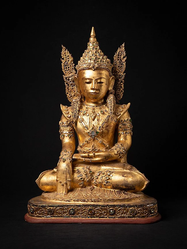 Taçlı Buda heykelleri. Antika büyük taçlı Buda heykeli, Arakan tarzı, Bhumisparsha mudra, 19. yüzyıl, Burma.