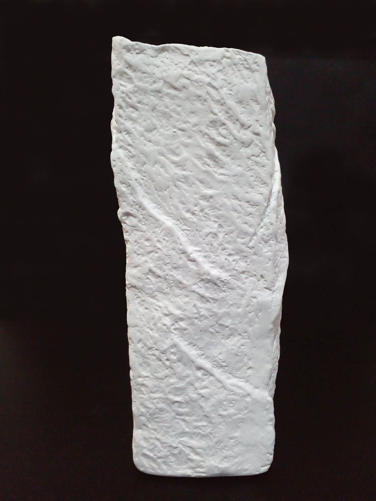 Mağara içinde oturan beyaz Buda mumluk, el boyama taş tozu dekoratif Buda heykeli, iki tealight mumluklu - sağ görünüm